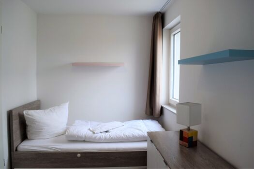 Kinder- und Jugendzimmer 1.OG, eine Seite