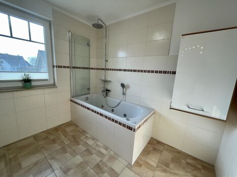 Bad OG (Whirpoolwanne 