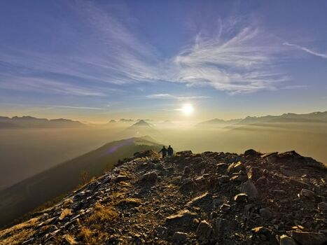 Sonnenaufgangstour mit Hund