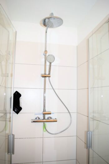 zweite Dusche im Bad 1.OG