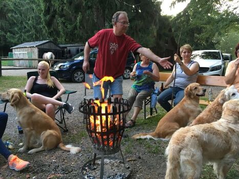 Grillen am Pferdestall