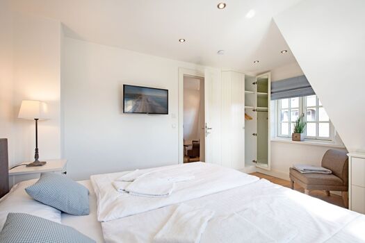 Schlafzimmer eins im 1 OG