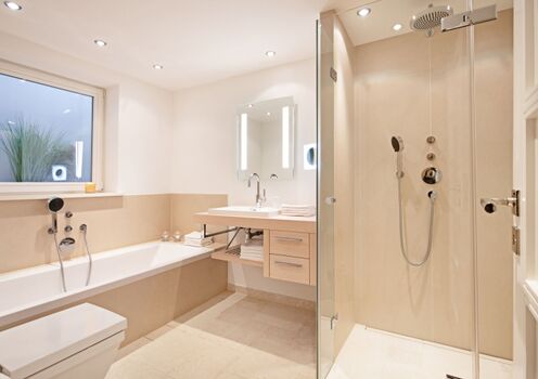 Badezimmer drei im Souterrain