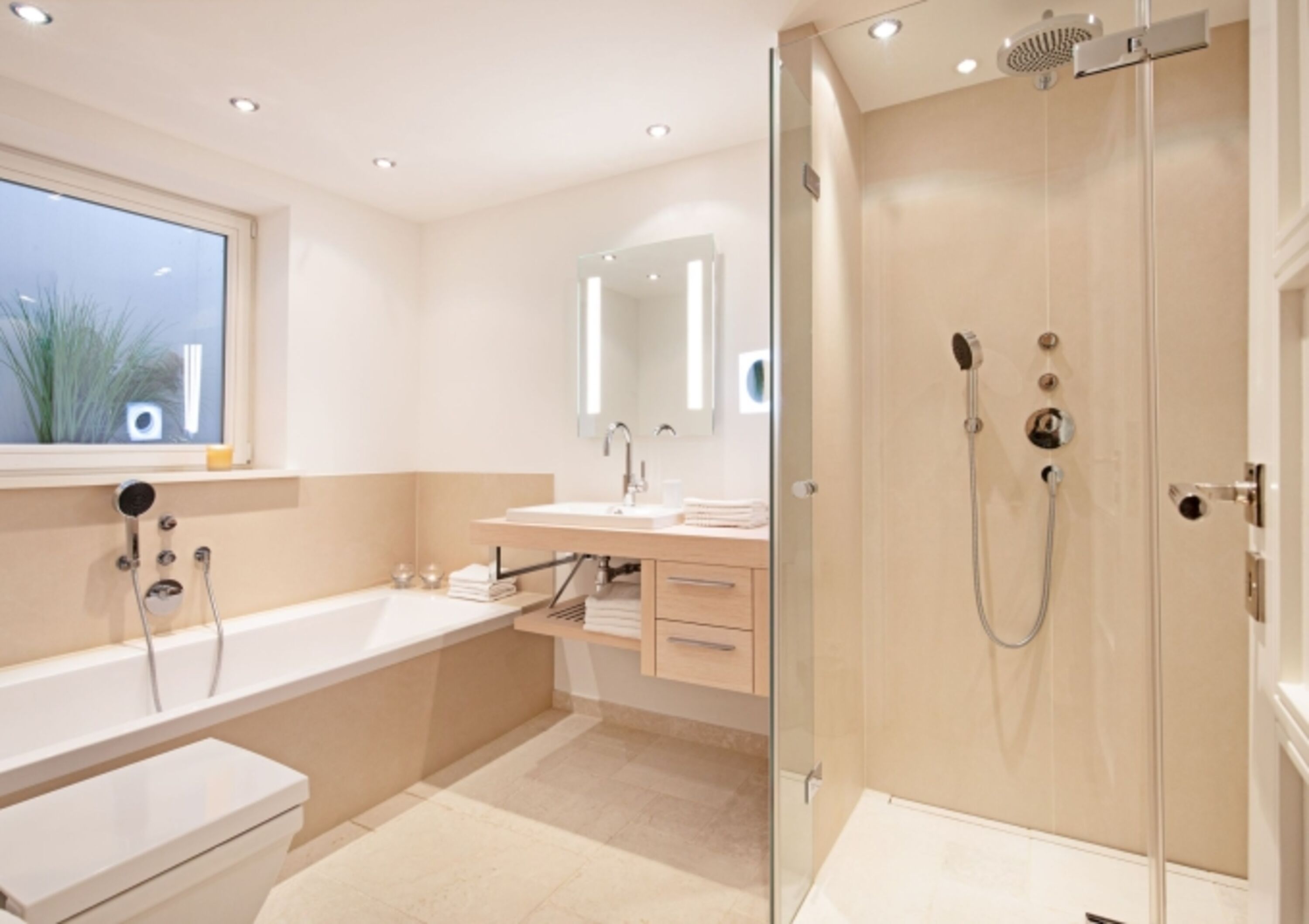 Badezimmer drei im Souterrain
