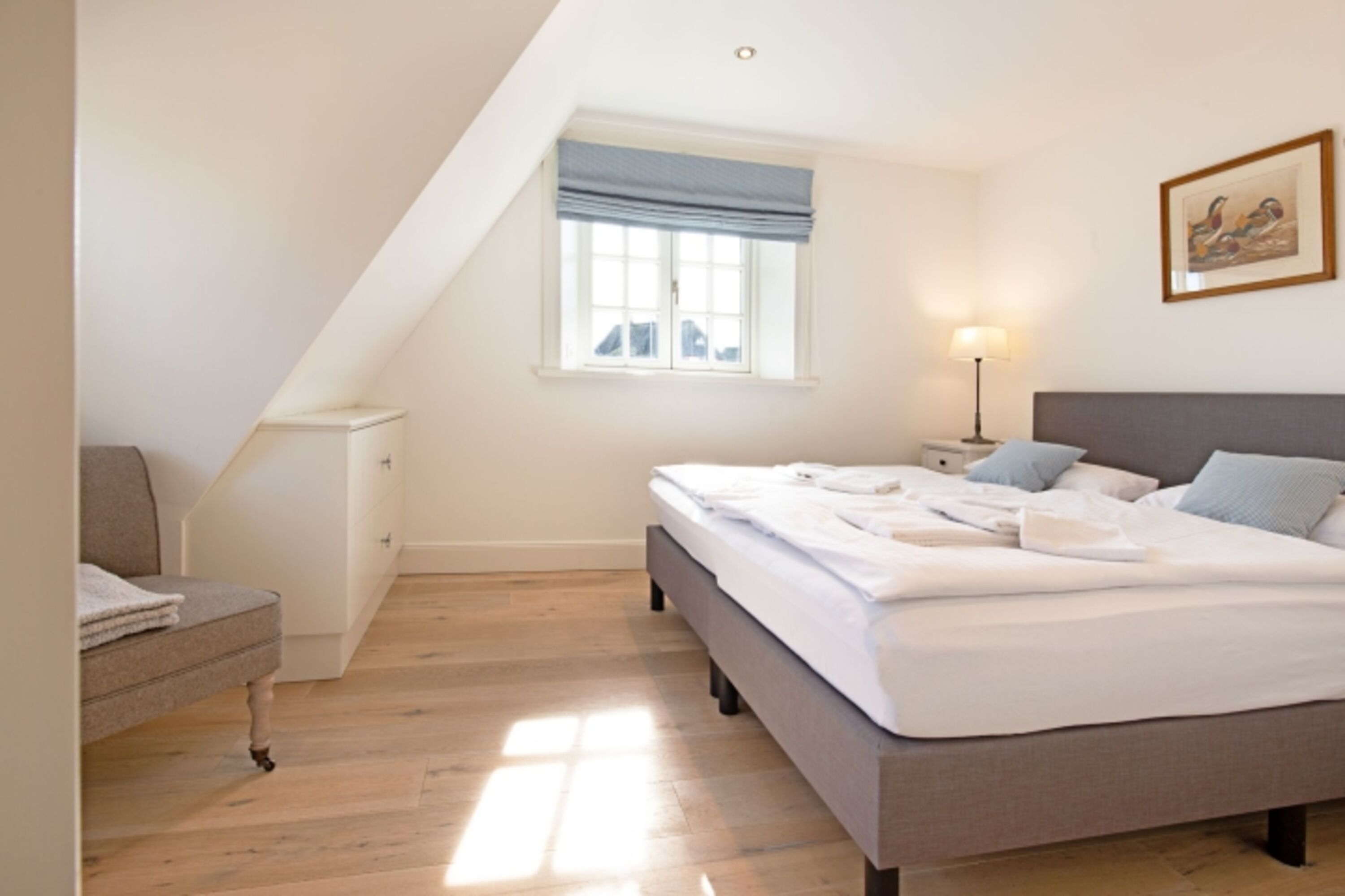 Schlafzimmer eins im 1 OG
