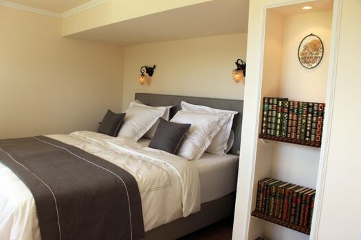 Schlafzimmer West im Gartengeschoß