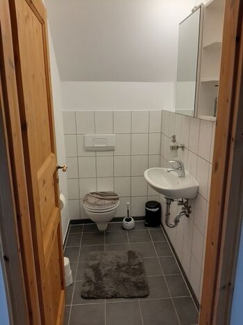 Toilette Schlafzimmer OG
