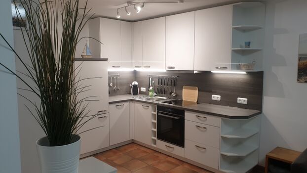 Essbereich mit Blick zur Küche