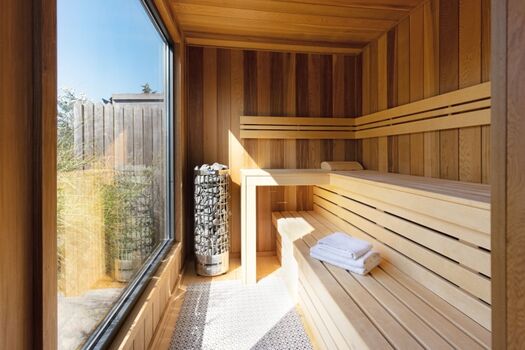 Sauna im Garten mit Meerblick