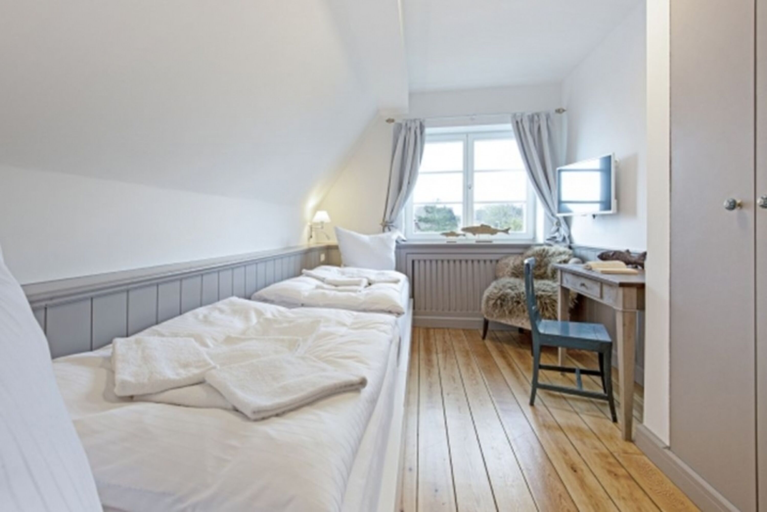 Schlafzimmer 2