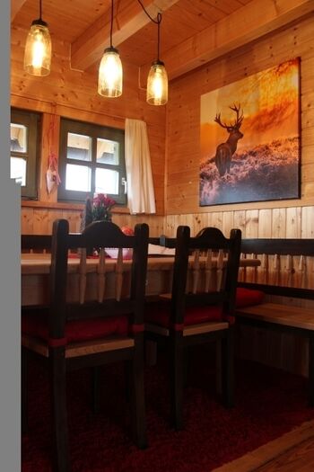 gemütliches Esszimmer 