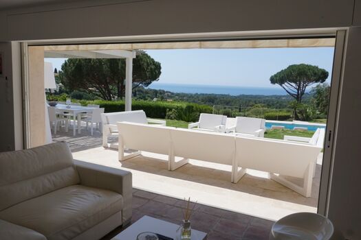 Blick aus dem Wohnzimmer