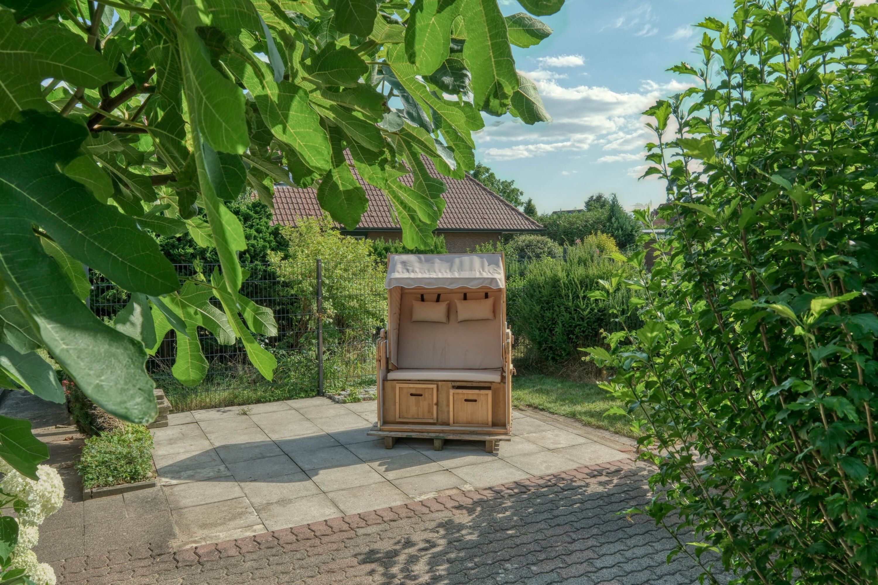 Strandkorb im Garten
