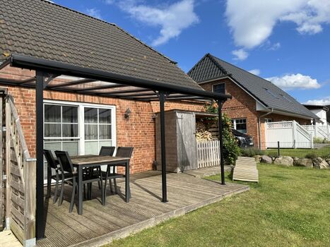 Überdachte Terrasse 