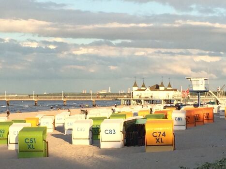Kaiserbad Ahlbeck mit der berühmten Seebrücke