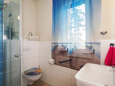  Bad mit Sauna und Dusche