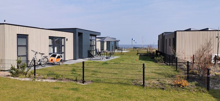 komplett eingezäuntes Grundstück