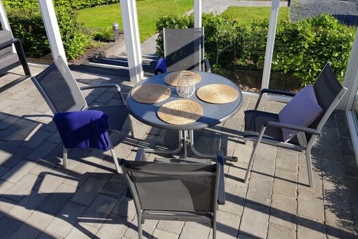 Essbereich mit Windschutz