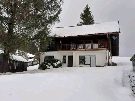 Mit Schnee im Winter