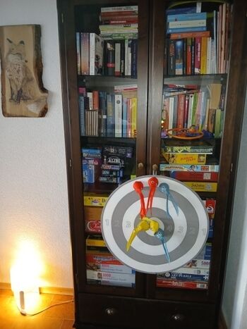 Spiele- und Büchersammlung