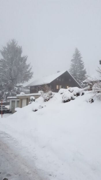 Haus von der Straße aus