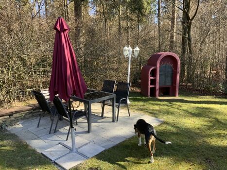 Garten mit Grill