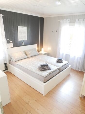 Schlafzimmer mit Einzelbett