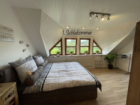 1. Schlafzimmer