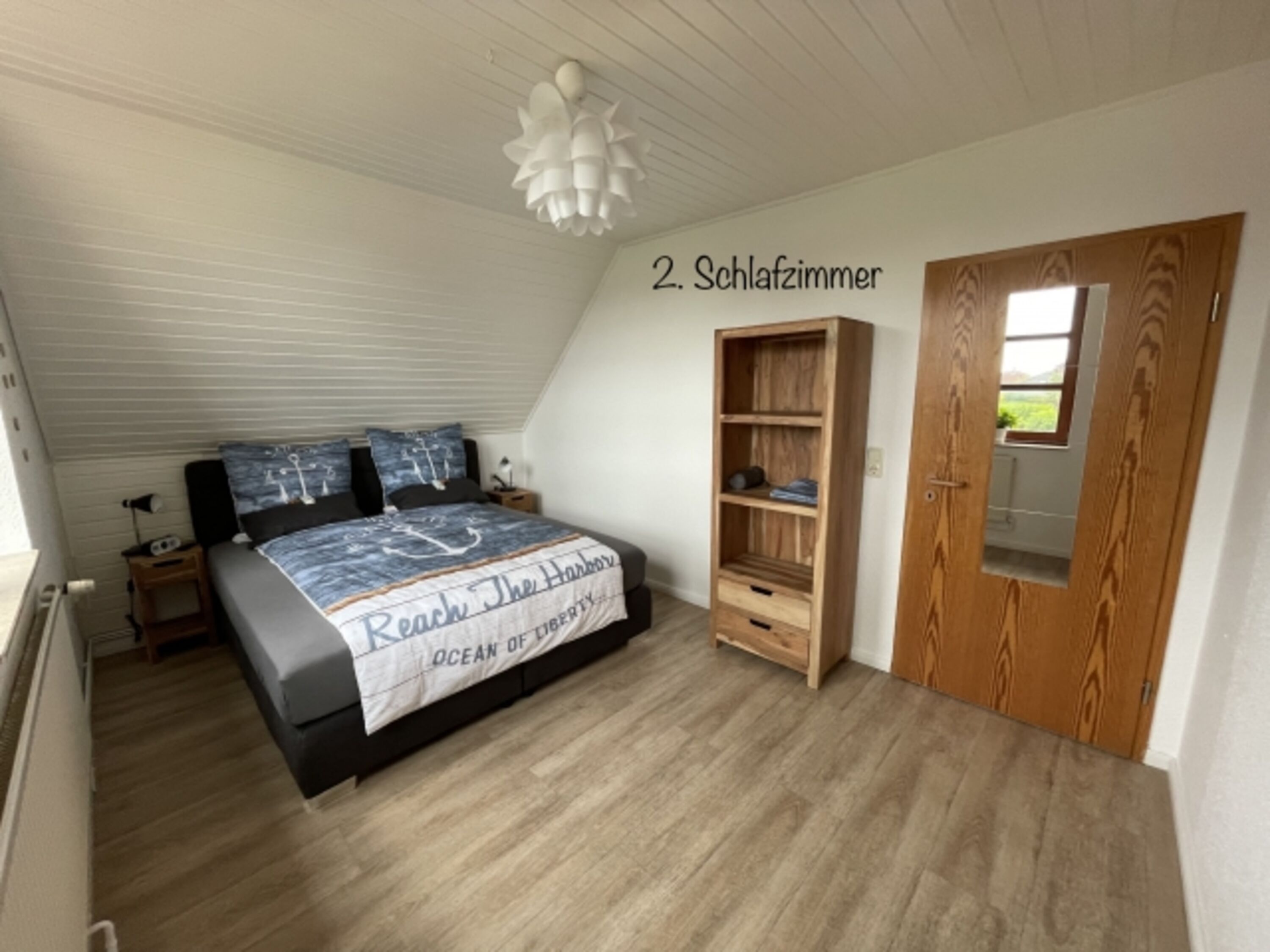 2. Schlafzimmer