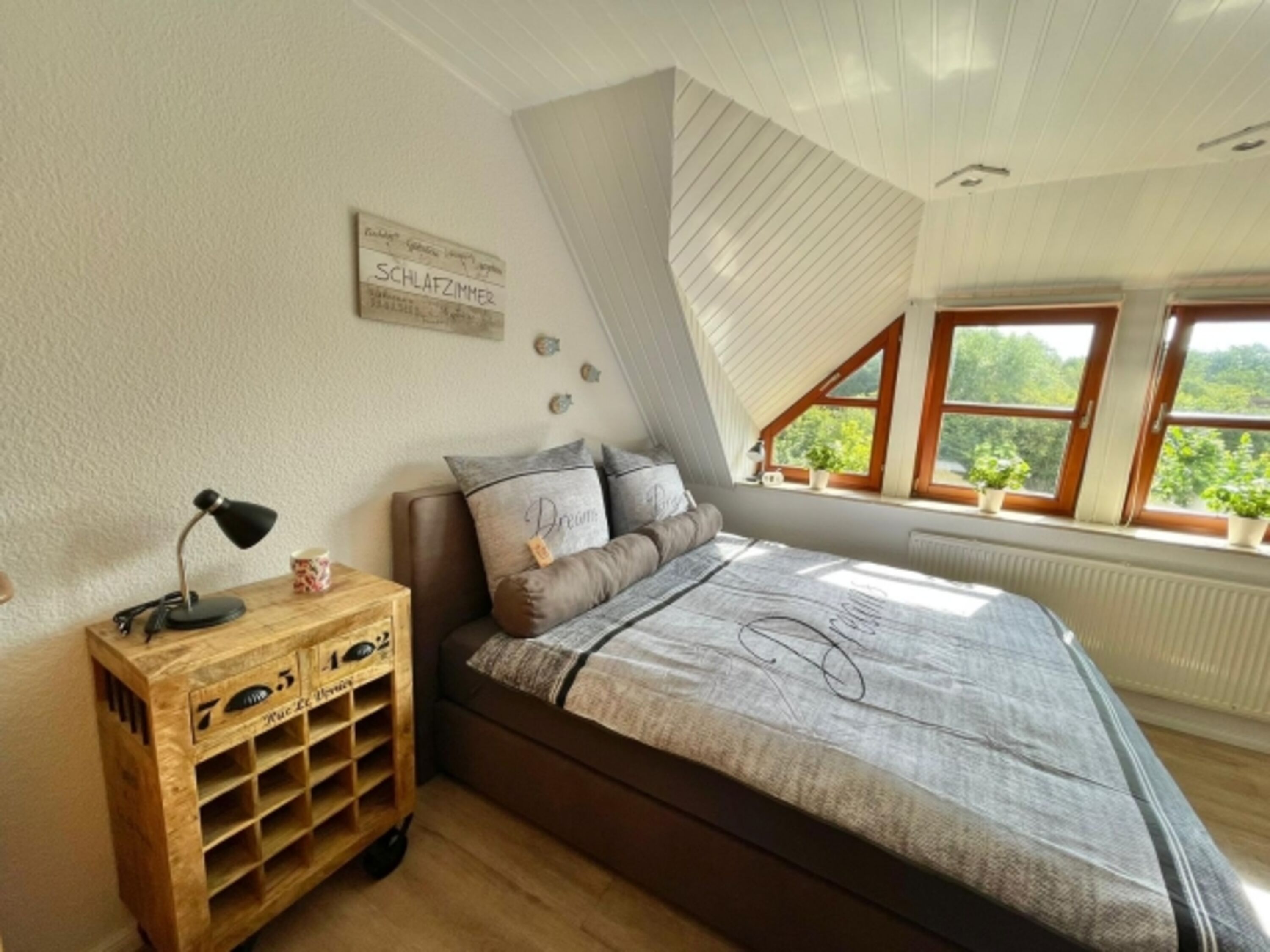 1. Schlafzimmer