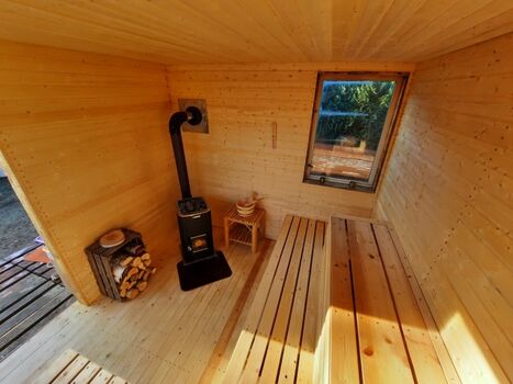 Sauna mit Holzofen