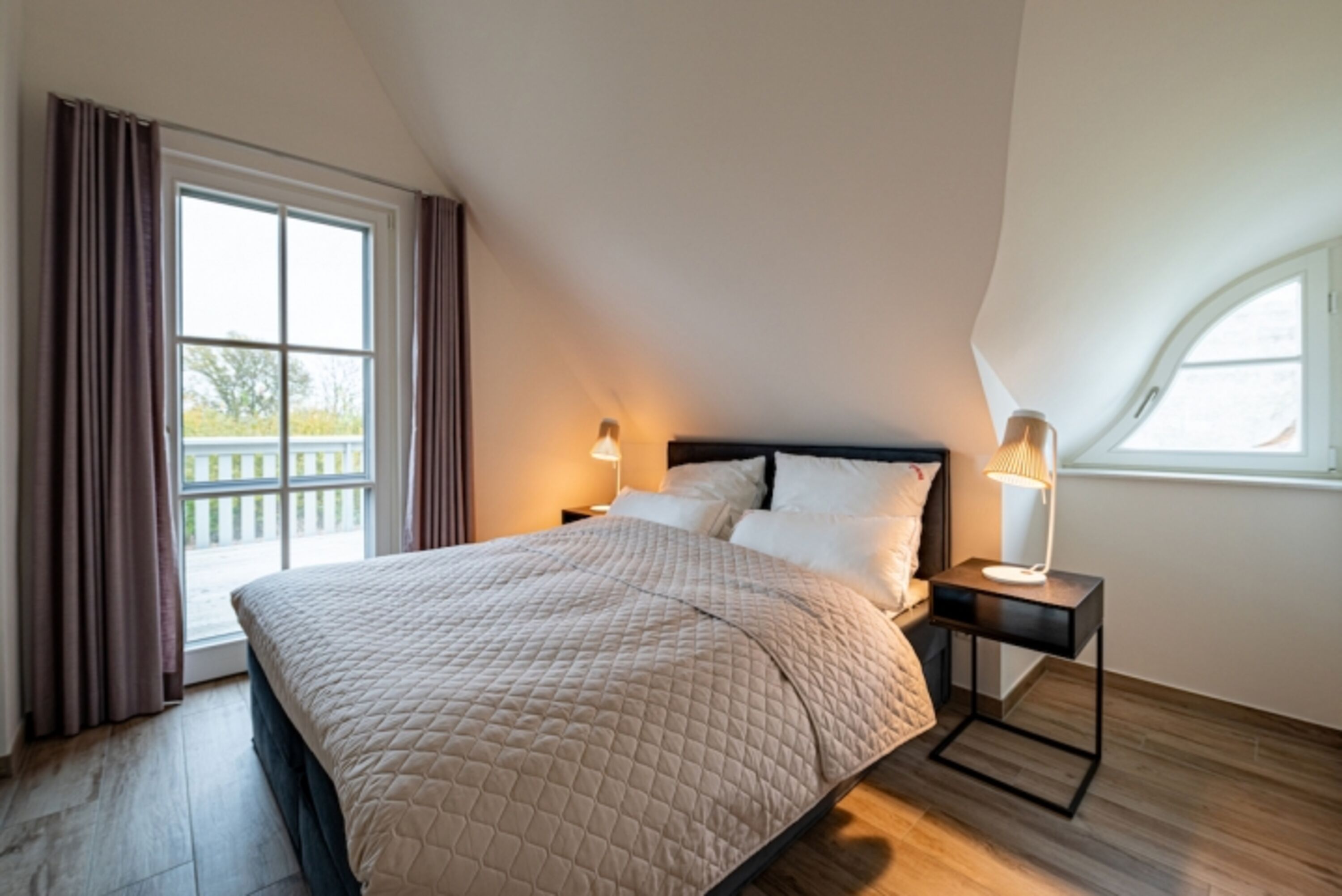 Schlafzimmer 4