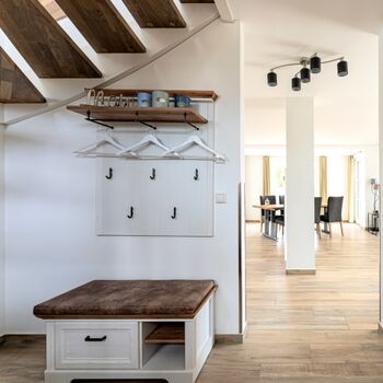 Eingangsbereich mit Garderobe