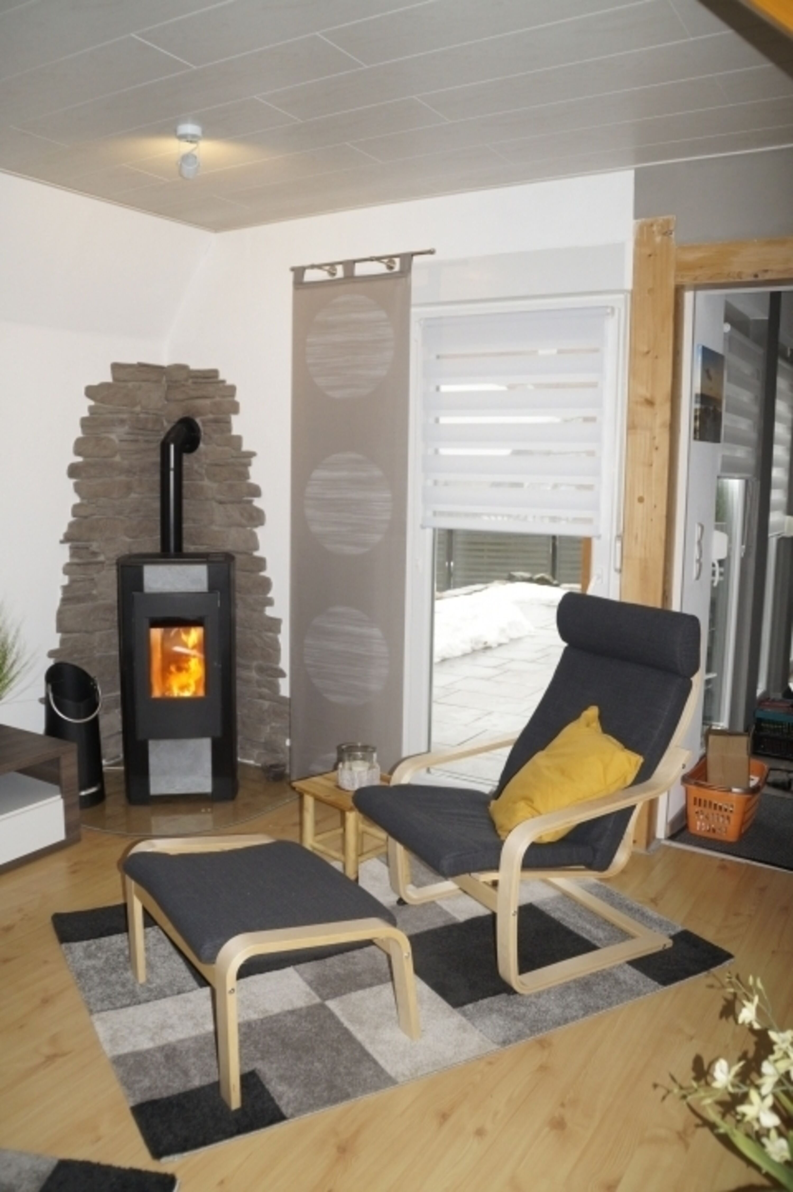 Wohnbereich mit Kamin