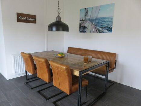 Eßecke im Wohnzimmer