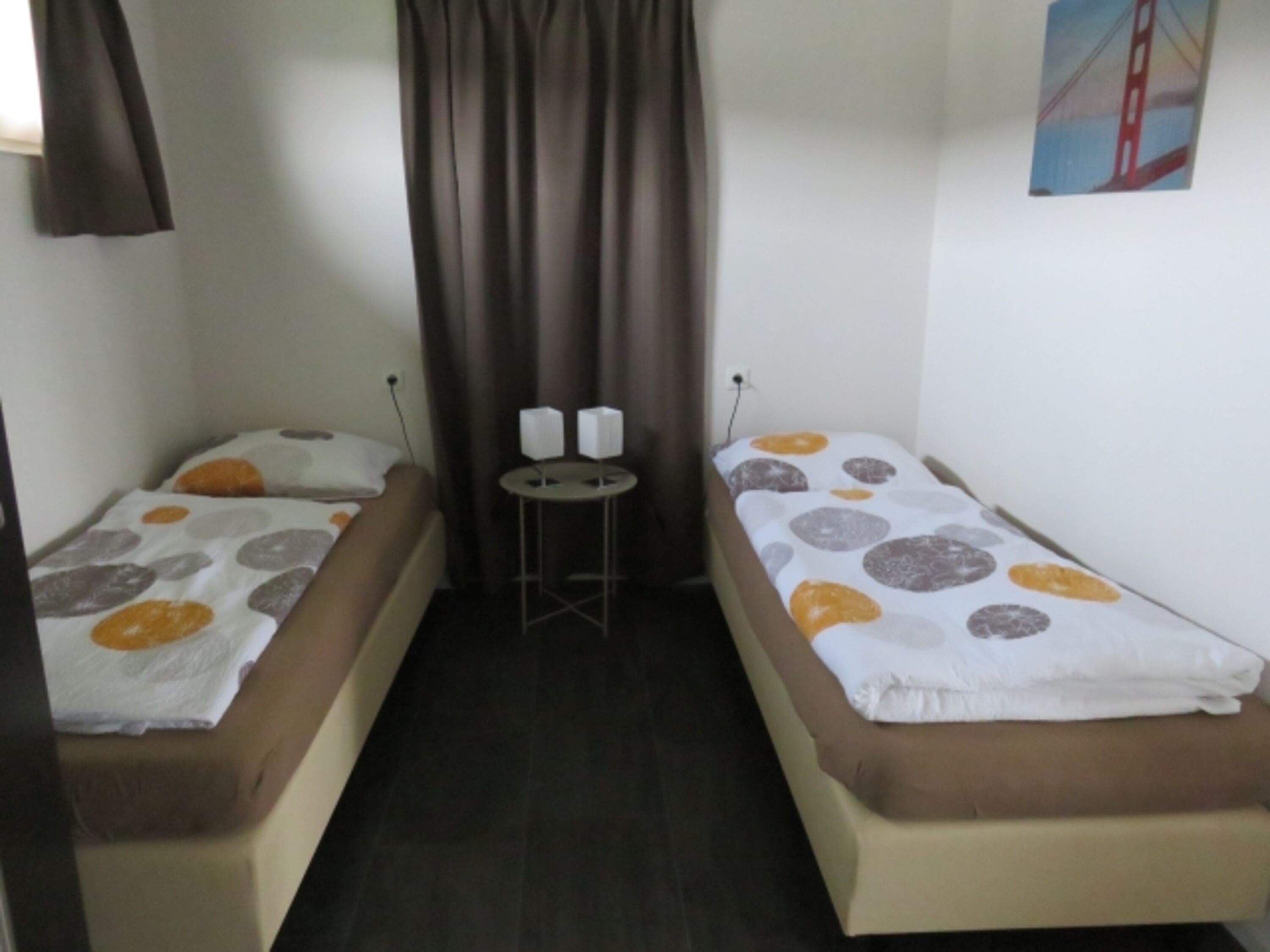 Schlafzimmer Nr. 2 (wahlweise Betten zusammenstellbar)