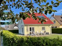  Ferienhaus Malino Glowe, umzäunt, 800m zum Strand, Hunde w ...