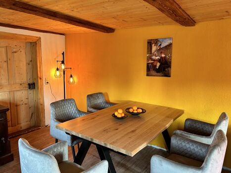 Esstisch im Wohnzimmer 1. Etage