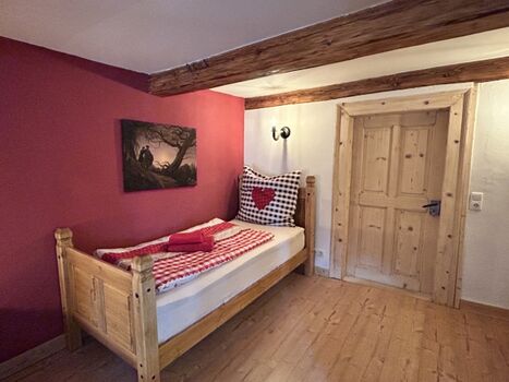 grosses Schlafzimmer 1. Etage für 3 Pers.