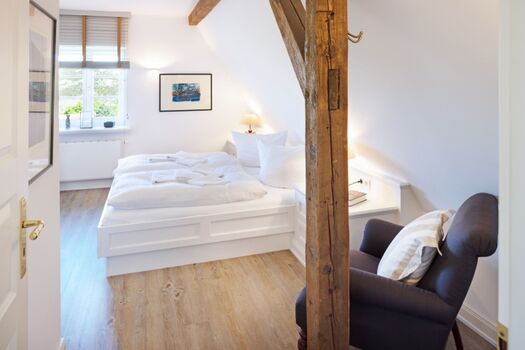 Schlafzimmer eins im 1 OG