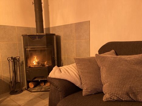 gemütliche Stunden am prasselnden Feuer