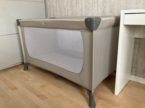 Babybett kann kostenlos genutzt werden