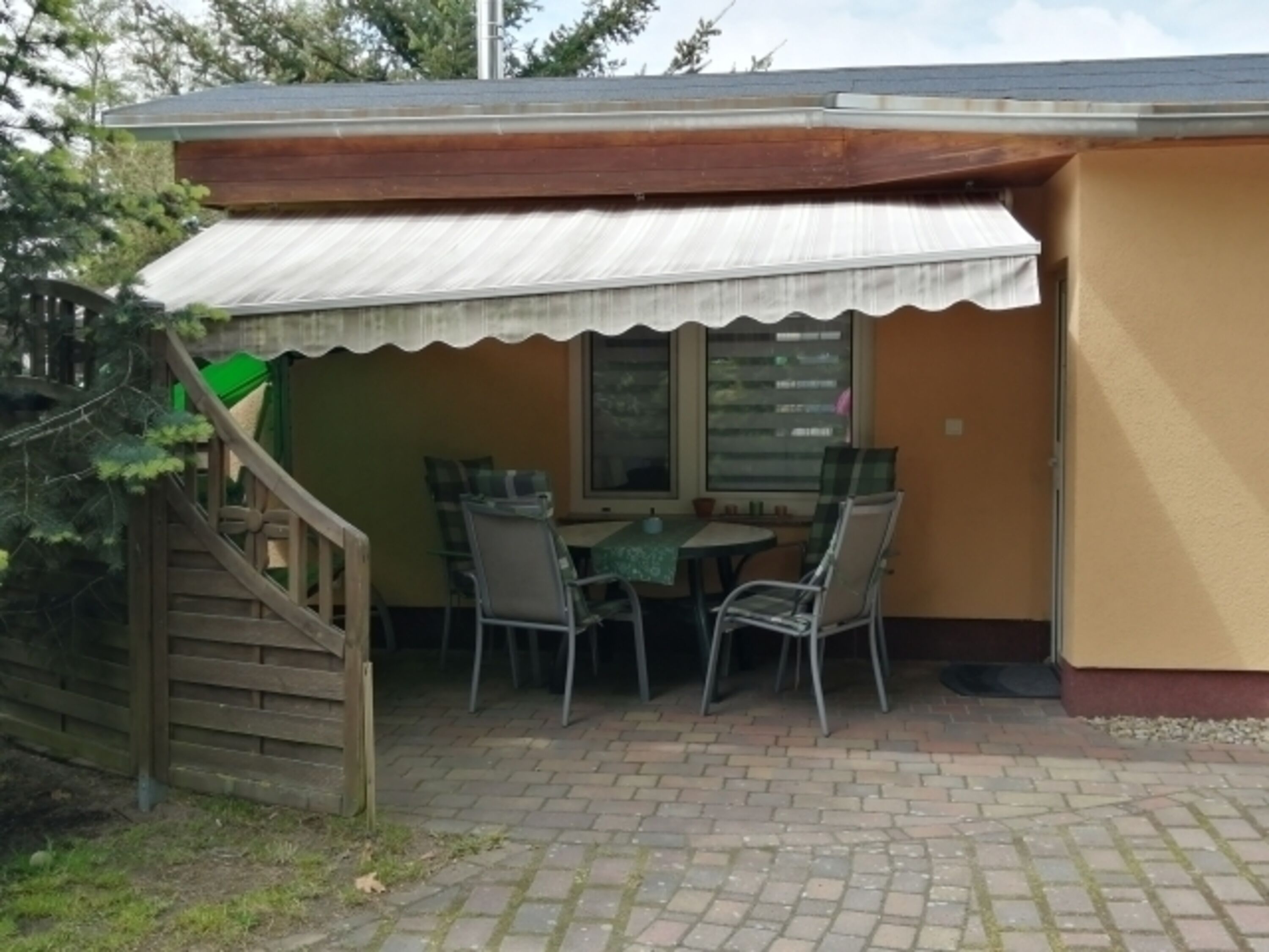 Blick zur Terrasse