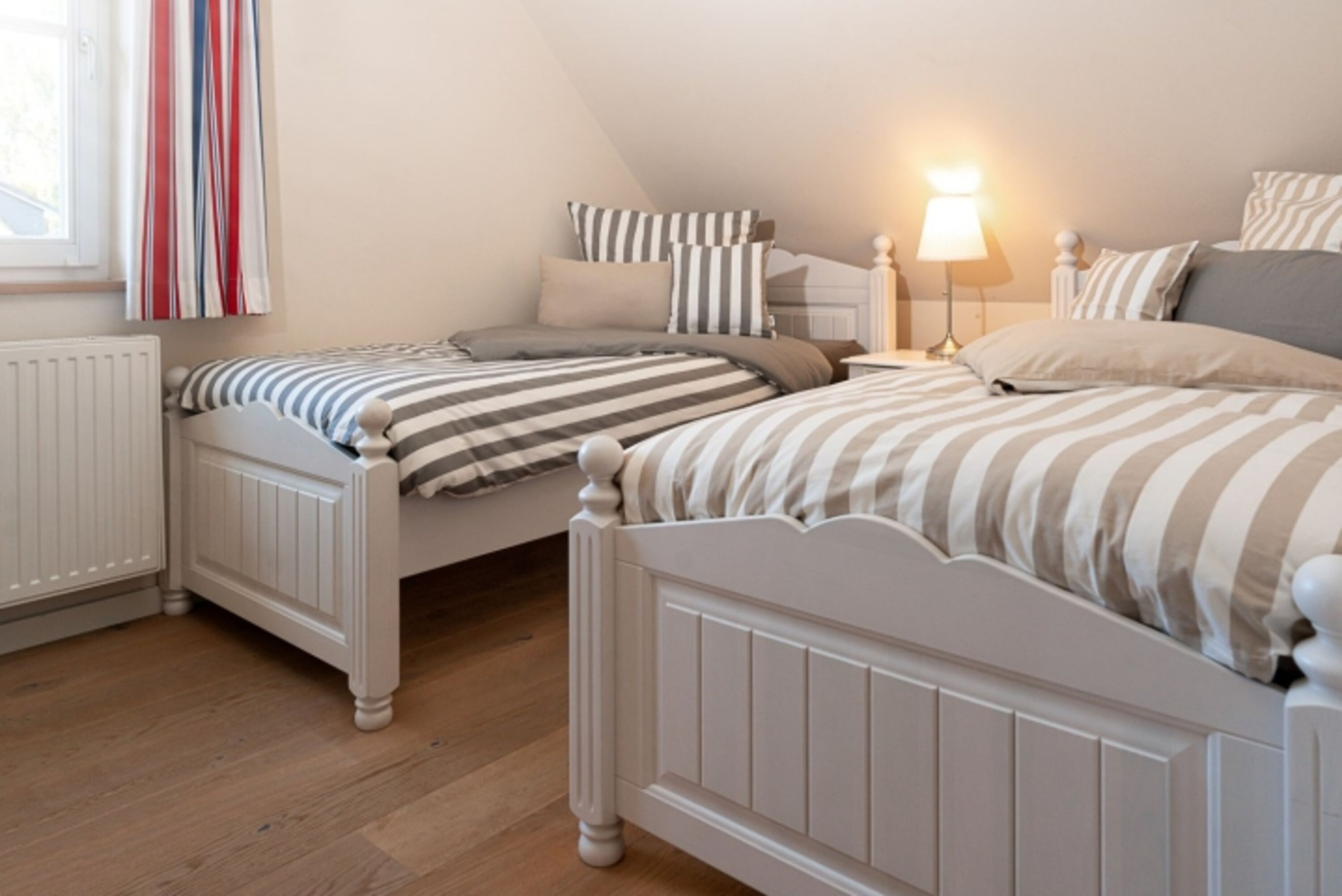 Schlafzimmer mit Einzelbetten
