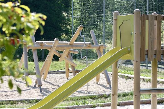 Naturbad mit Spielplatz