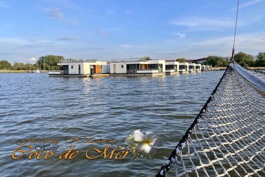 das schwimmende Urlaubsparadies - floating holiday paradise