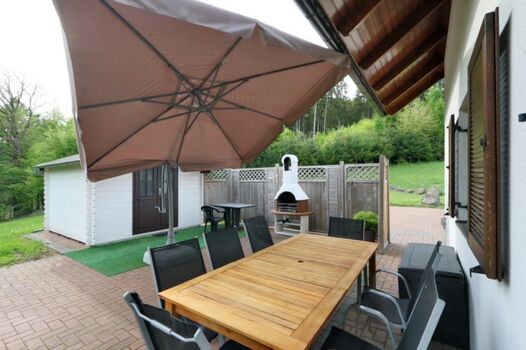 Außenansicht/ Terrasse