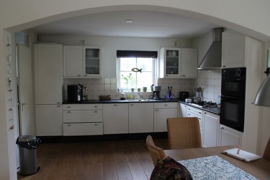 Küche mit Essbereich