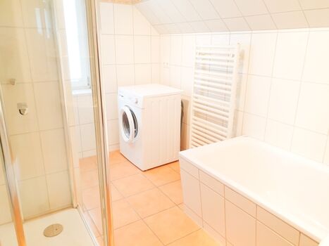 Vollbad mit Waschmaschine