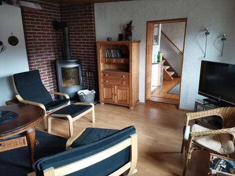 Wohnzimmer mit Kamin